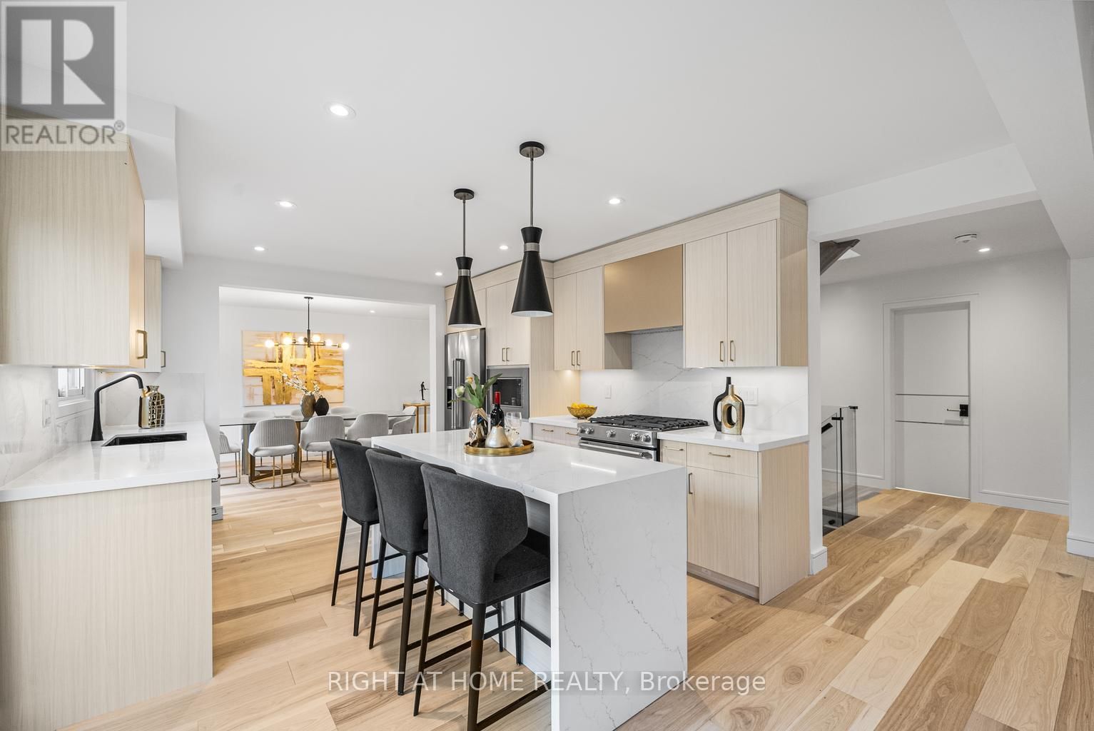 93 PEMBERTON ROAD Image 15