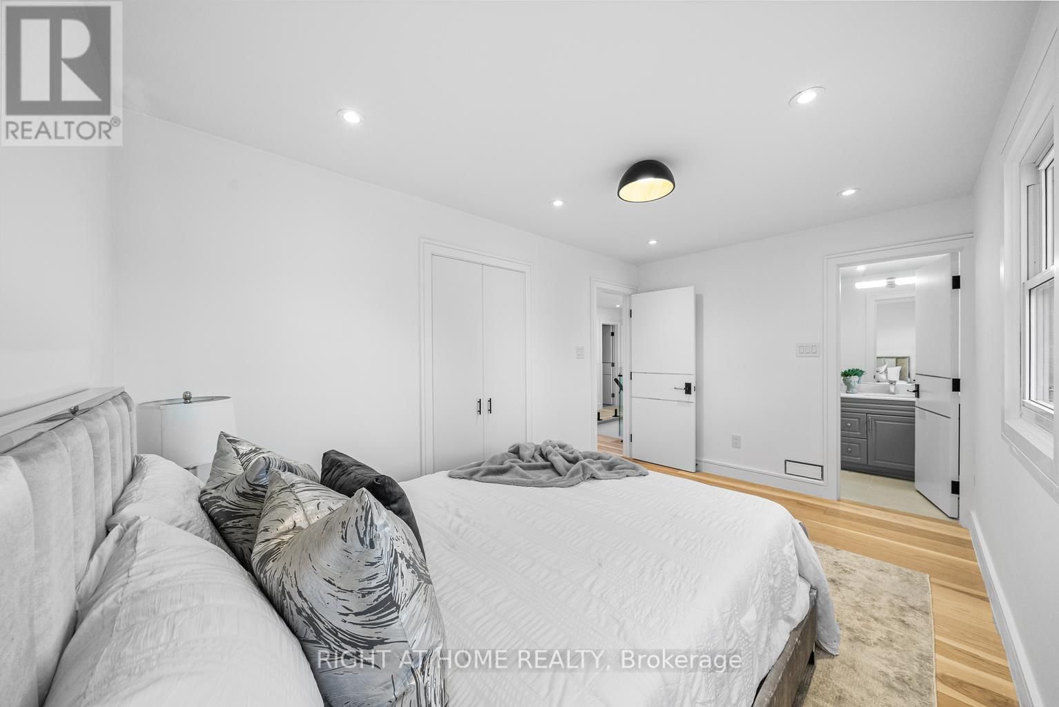 93 PEMBERTON ROAD Image 21
