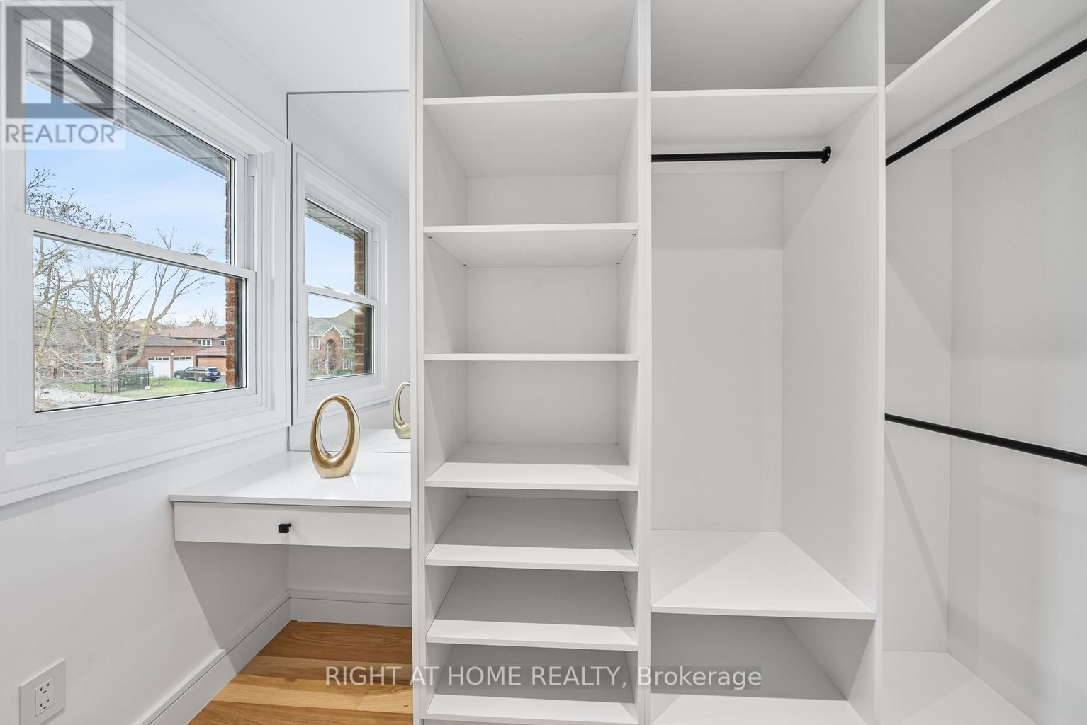 93 PEMBERTON ROAD Image 28