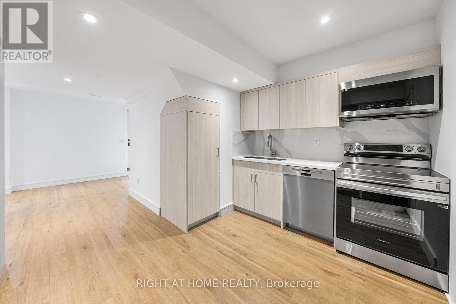 93 PEMBERTON ROAD Image 39