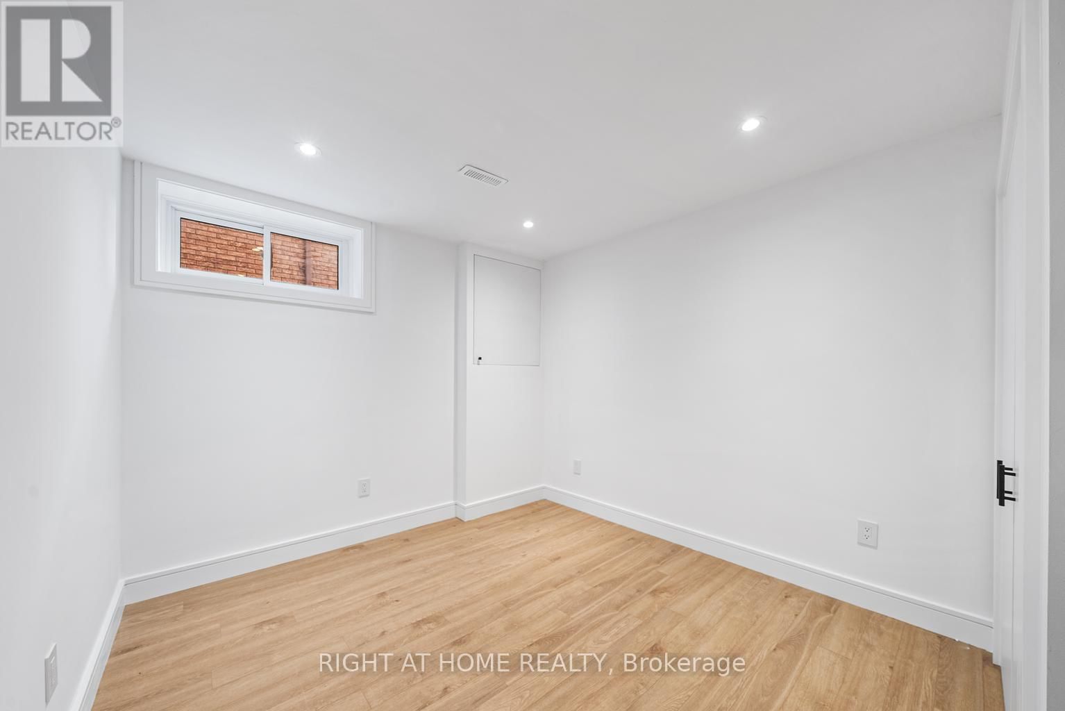 93 PEMBERTON ROAD Image 40