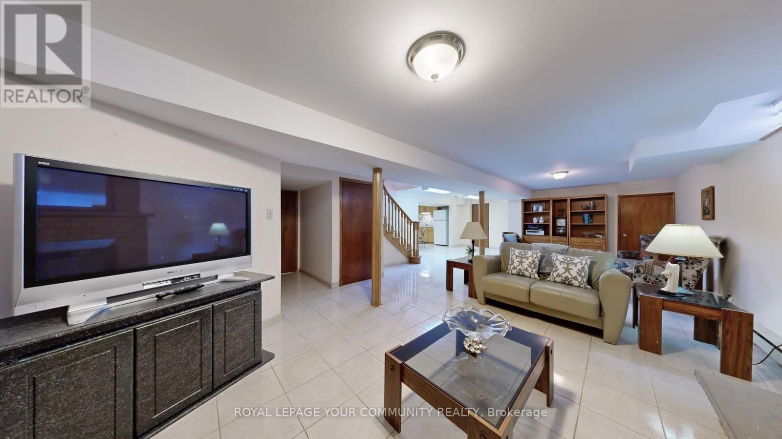 37 CABINET CRESCENT Image 32