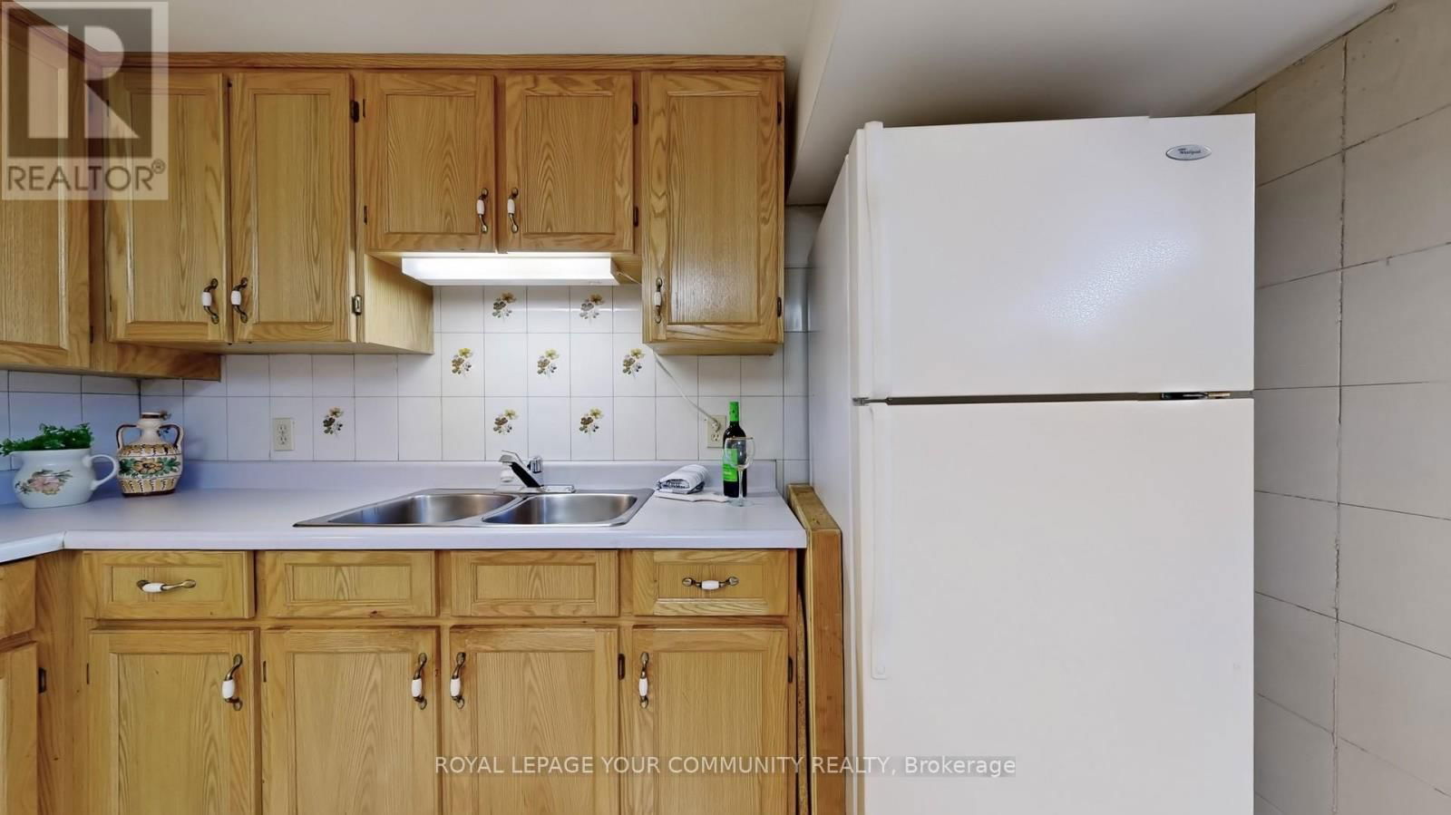 37 CABINET CRESCENT Image 36