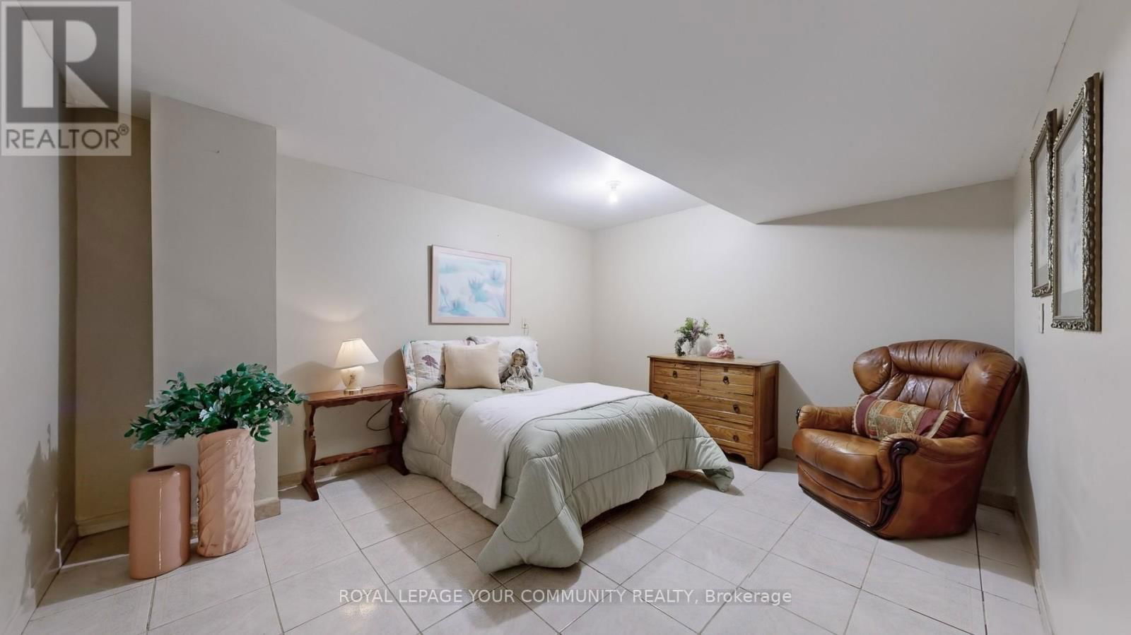 37 CABINET CRESCENT Image 38