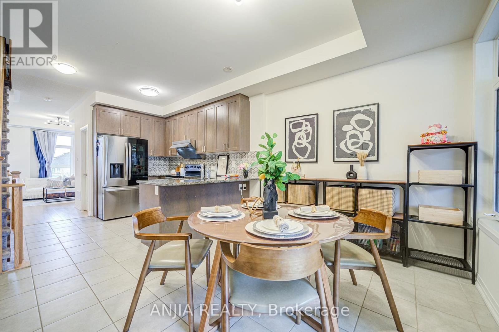 3 CARNEROS WAY Image 28
