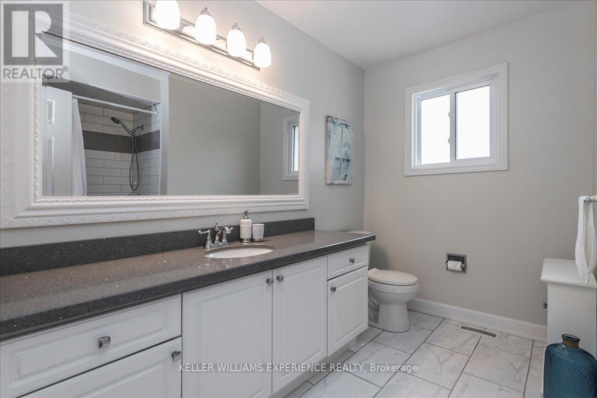 472 HAINES STREET Image 16