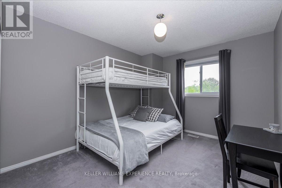 472 HAINES STREET Image 20