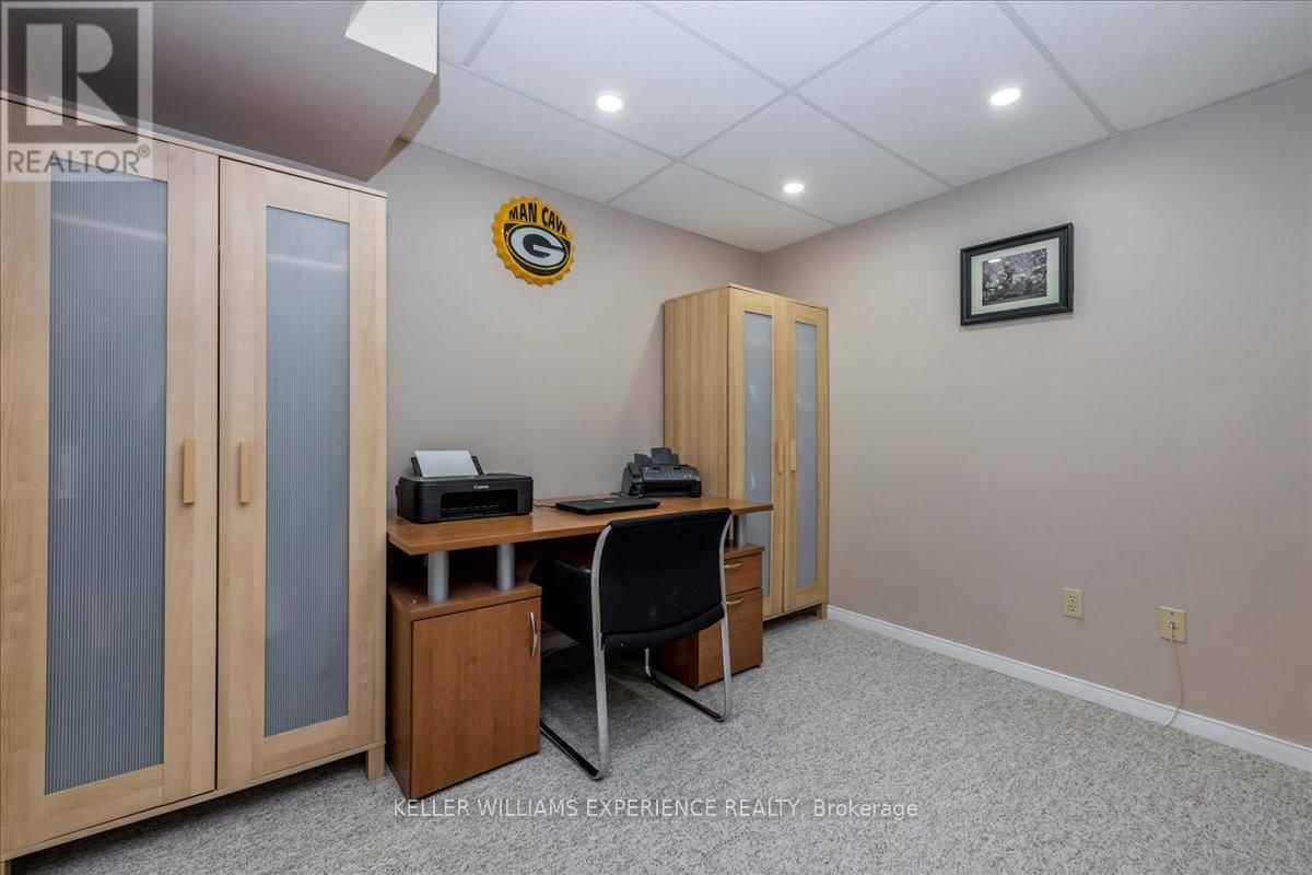 472 HAINES STREET Image 21