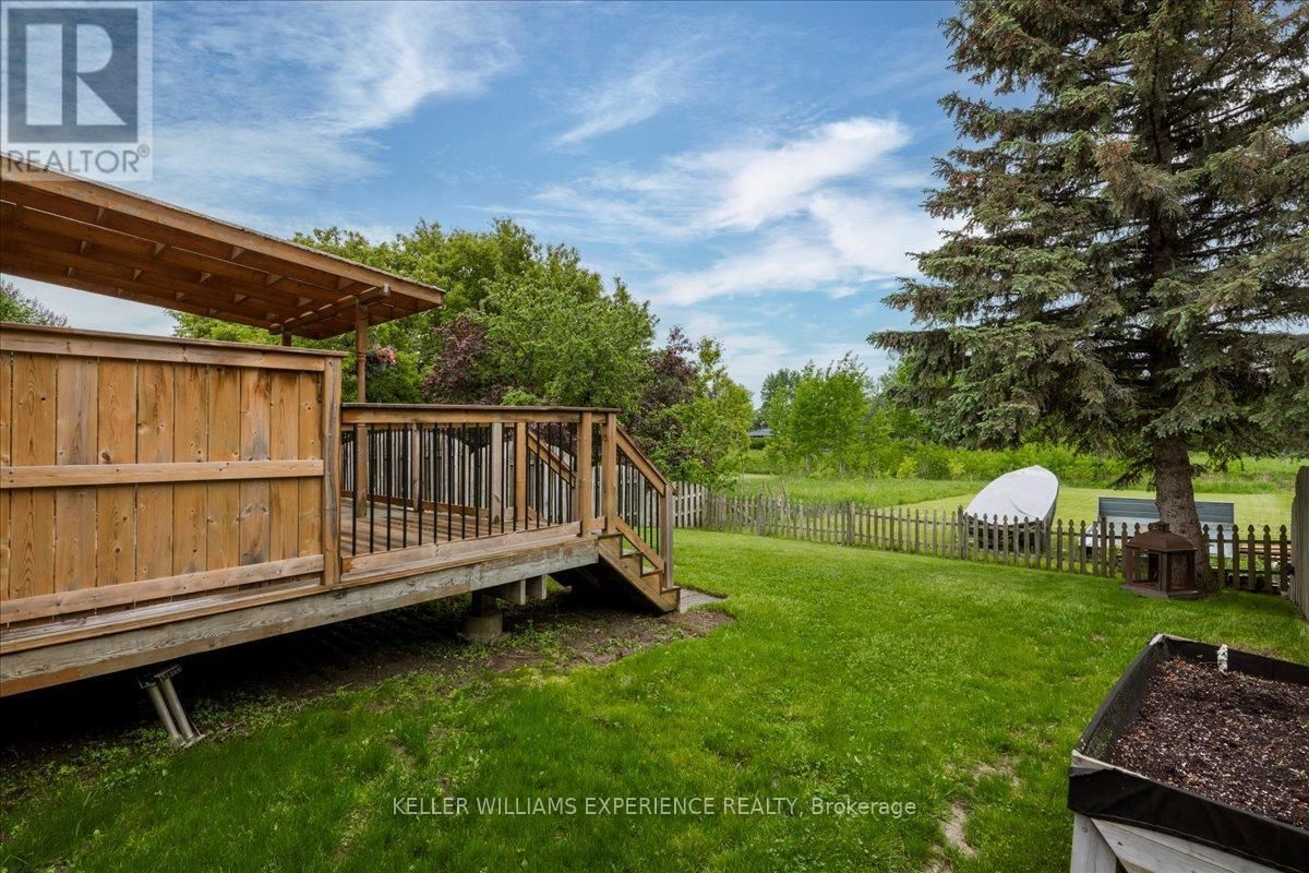 472 HAINES STREET Image 27