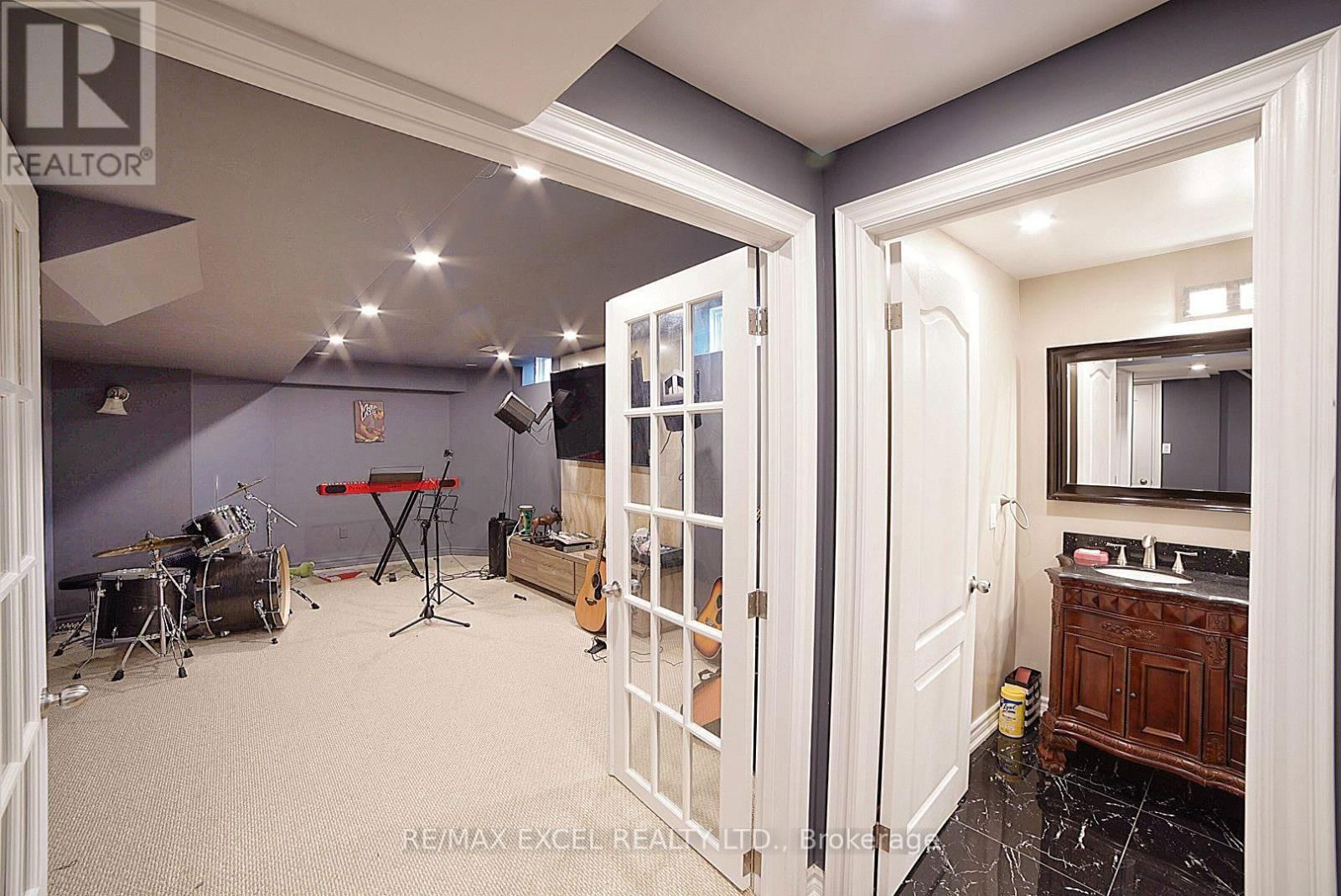 57 BATCHFORD CRESCENT Image 37