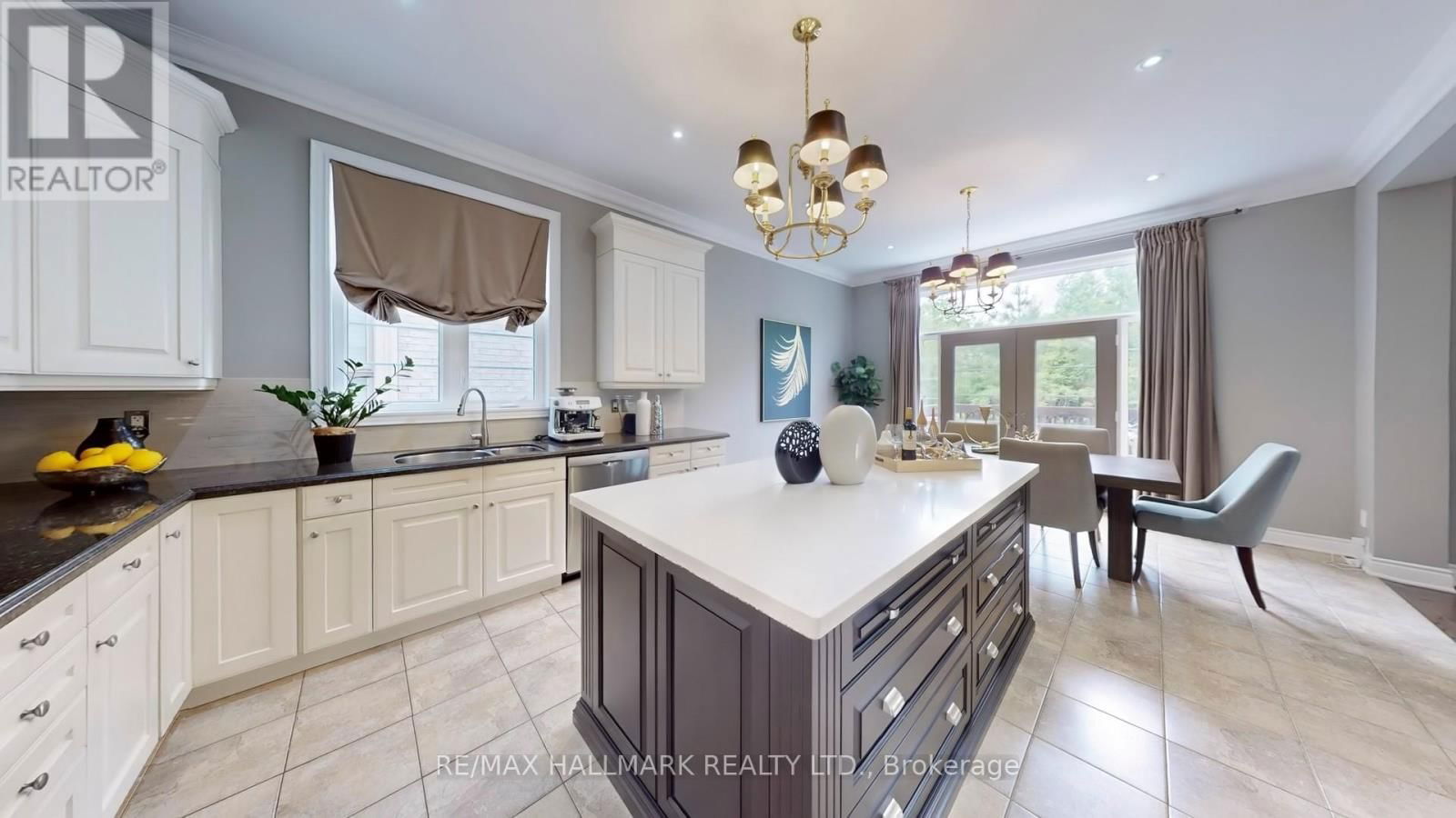 126 SIR STEVENS DRIVE Image 20