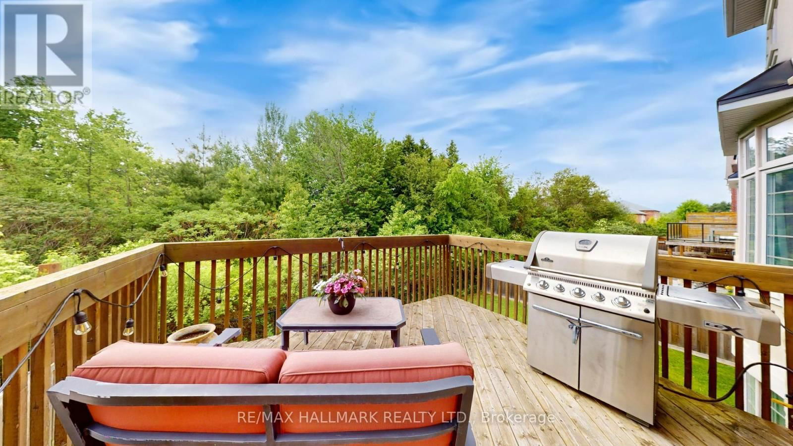 126 SIR STEVENS DRIVE Image 34