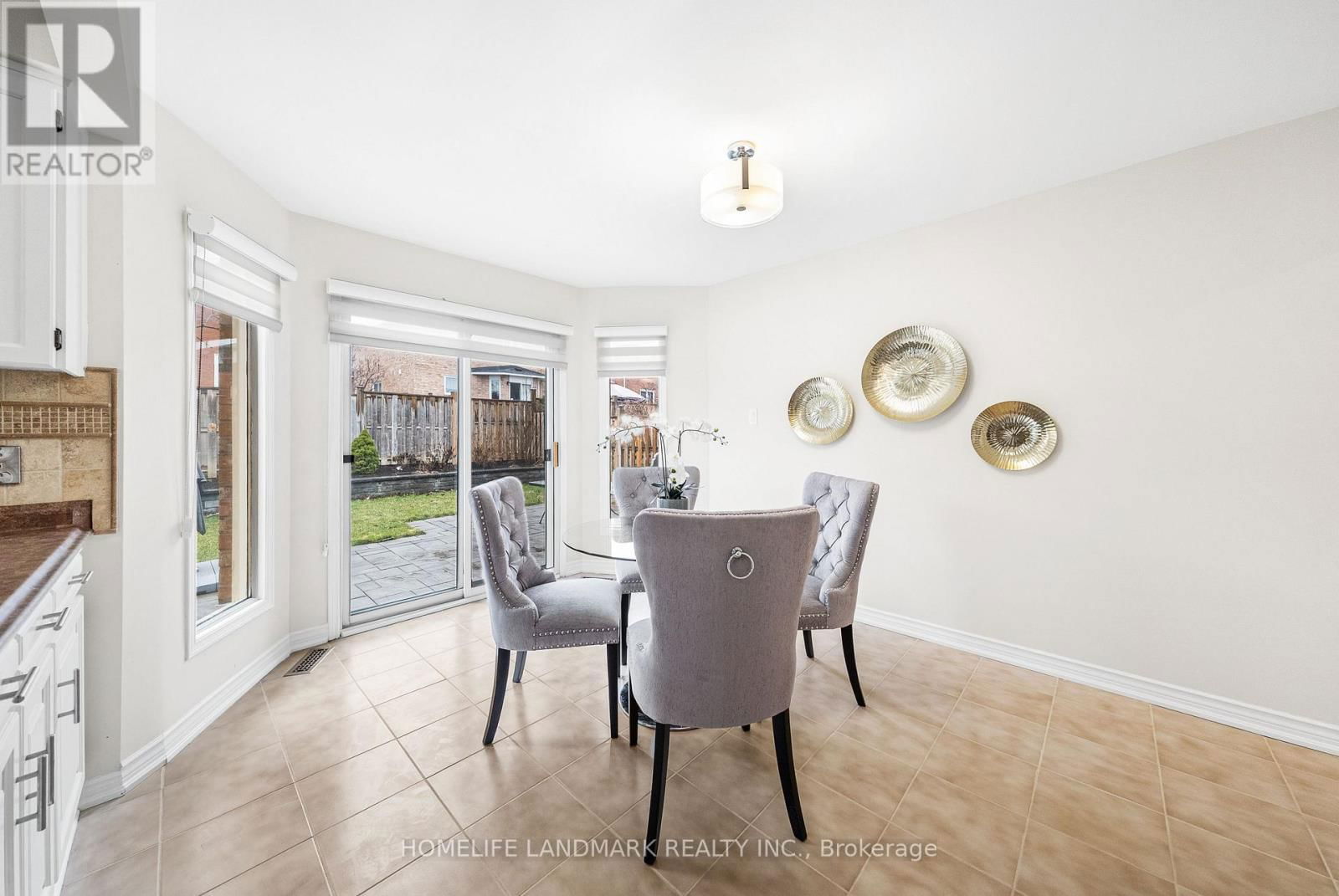 165 VALLEYWAY CRESCENT Image 10