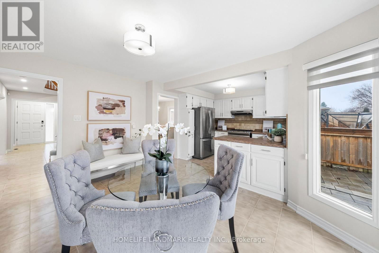 165 VALLEYWAY CRESCENT Image 11