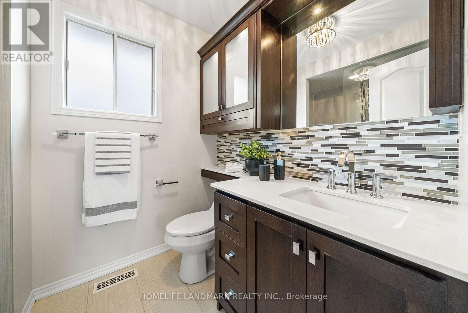 165 VALLEYWAY CRESCENT Image 29