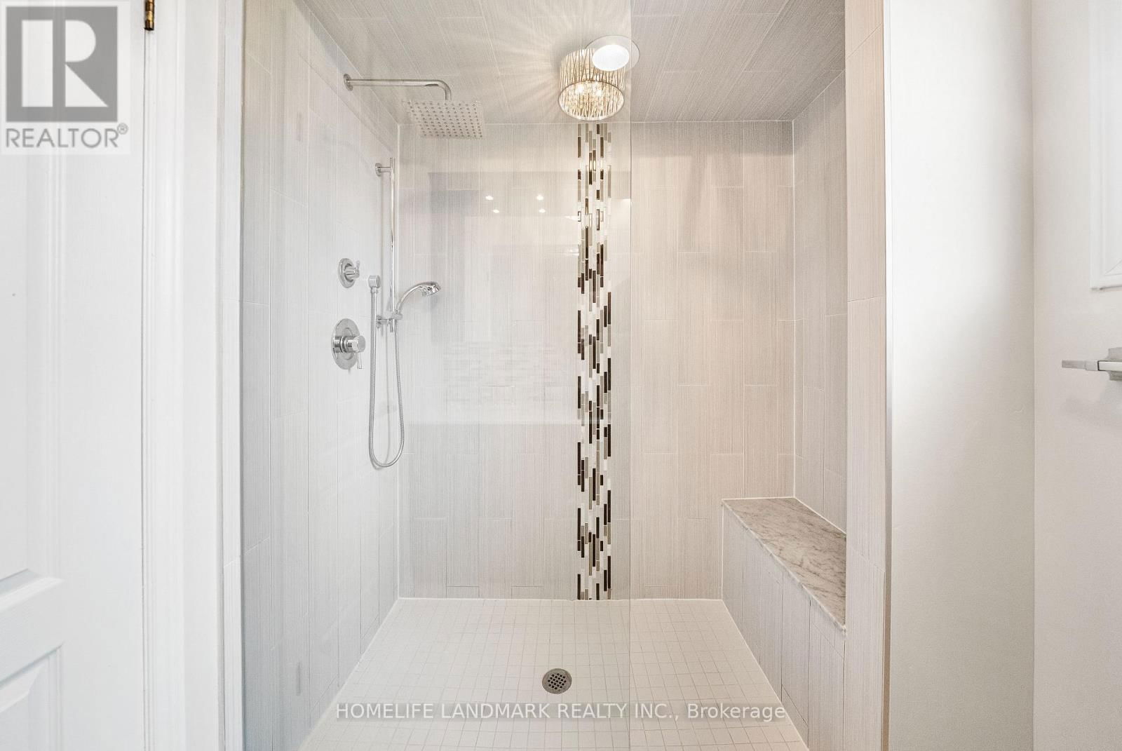 165 VALLEYWAY CRESCENT Image 30