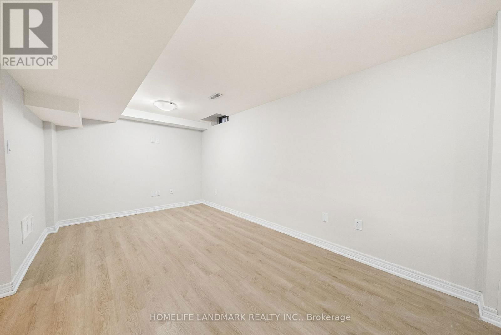 165 VALLEYWAY CRESCENT Image 34