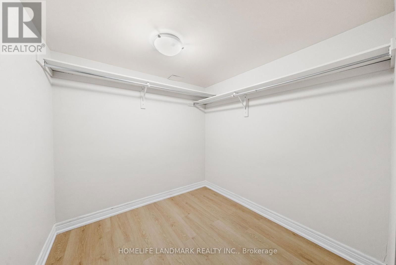 165 VALLEYWAY CRESCENT Image 40