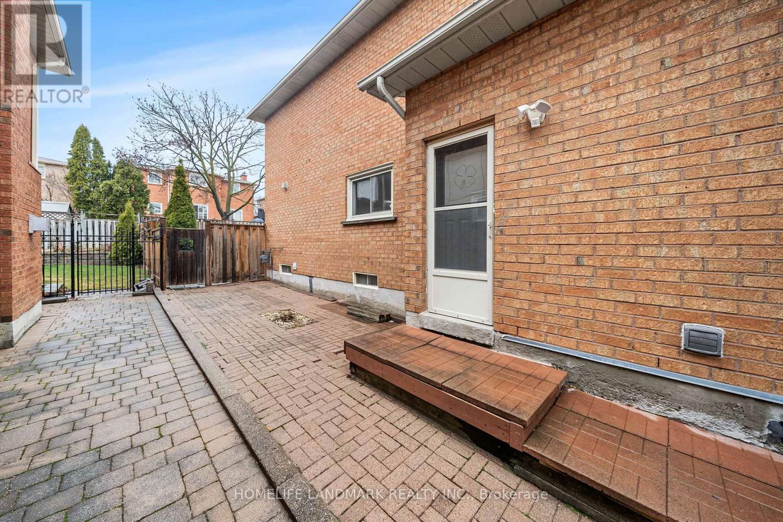 165 VALLEYWAY CRESCENT Image 43