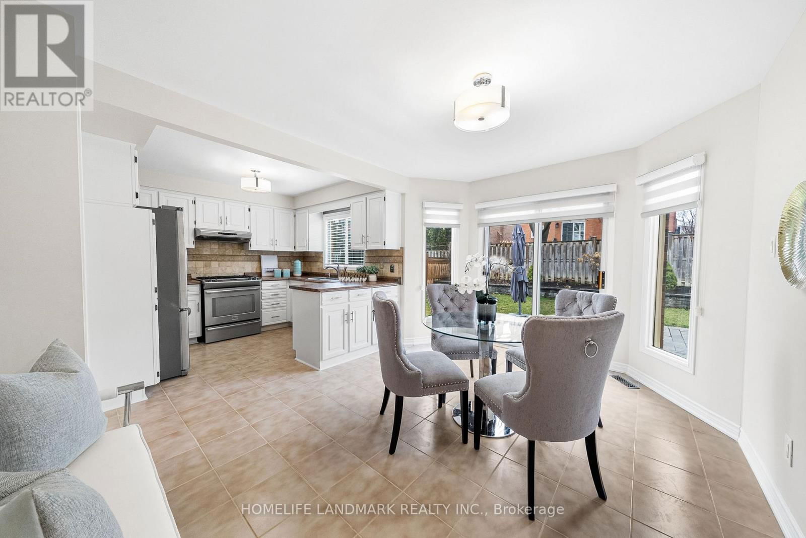 165 VALLEYWAY CRESCENT Image 8