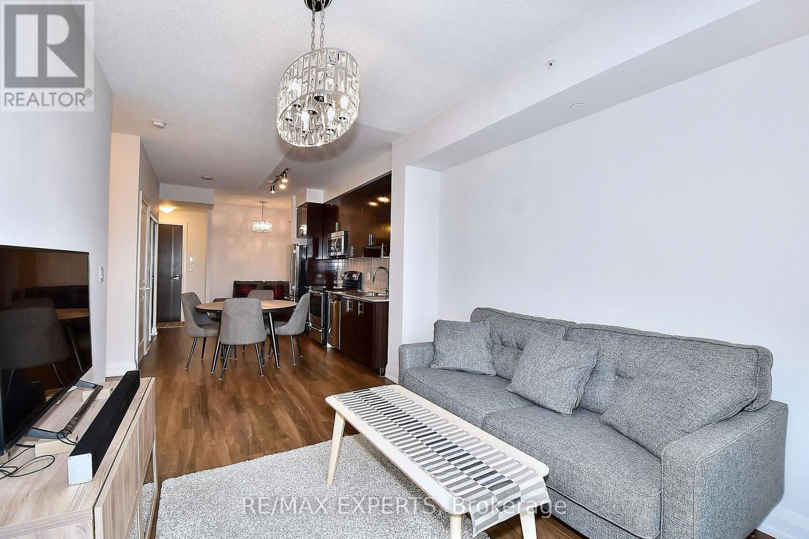 2433 - 7161 YONGE STREET Image 5