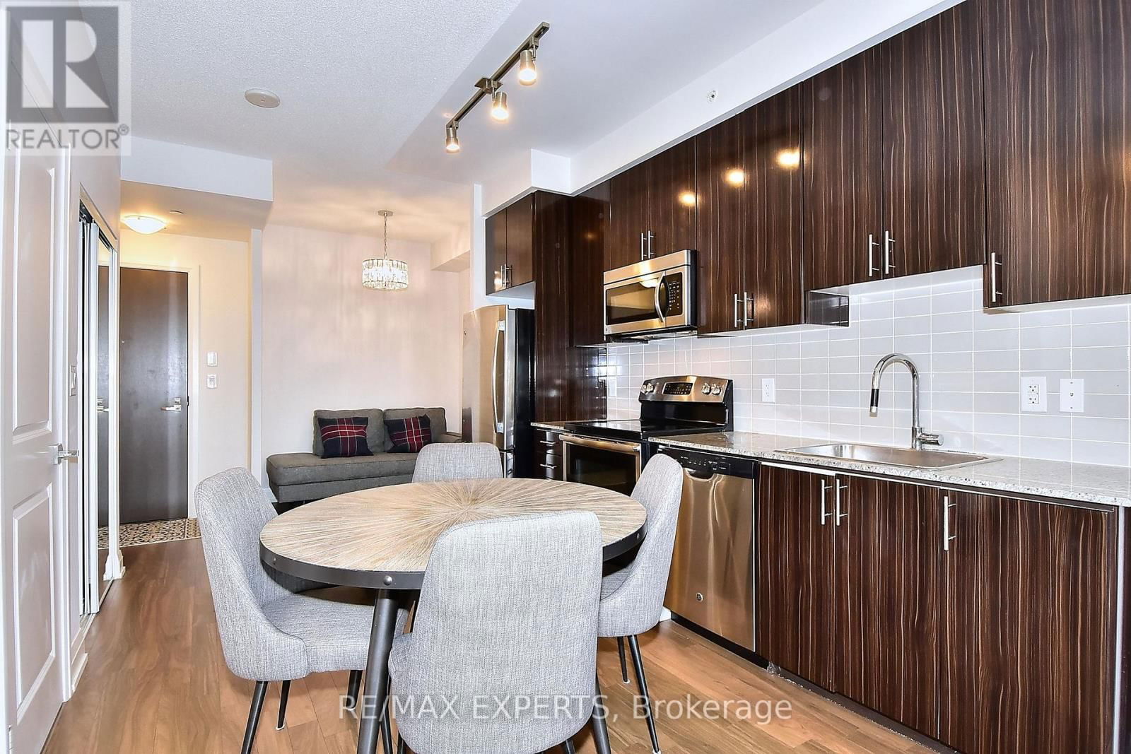 2433 - 7161 YONGE STREET Image 7