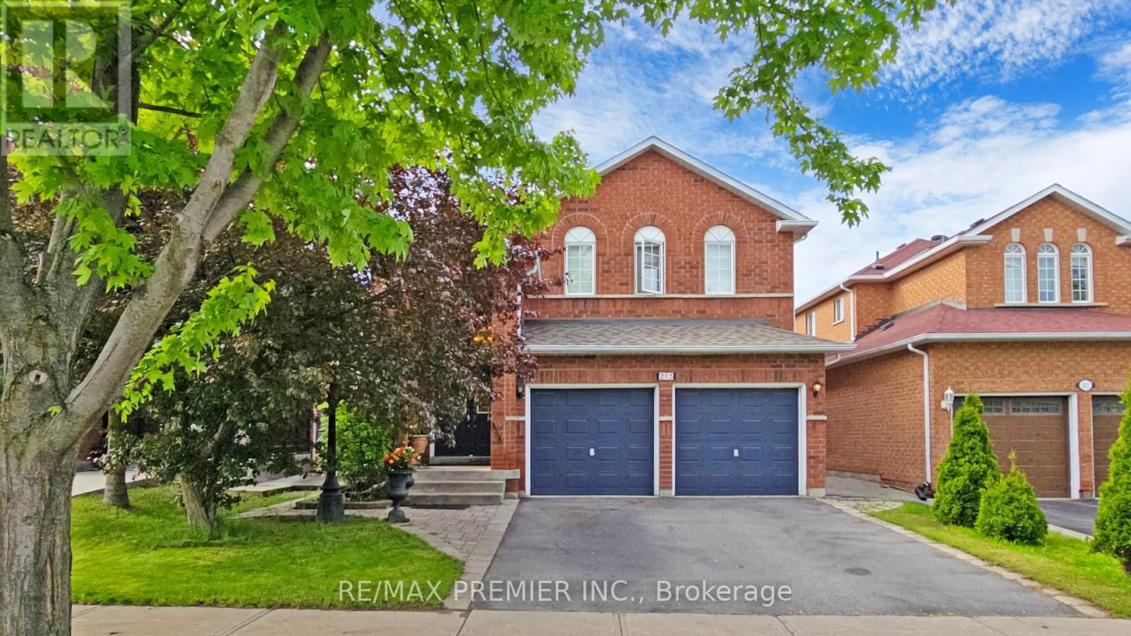 215 DRUMMOND DRIVE Image 1