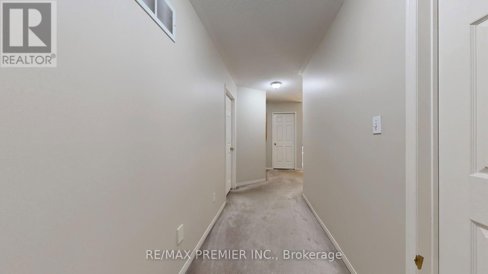 215 DRUMMOND DRIVE Image 29