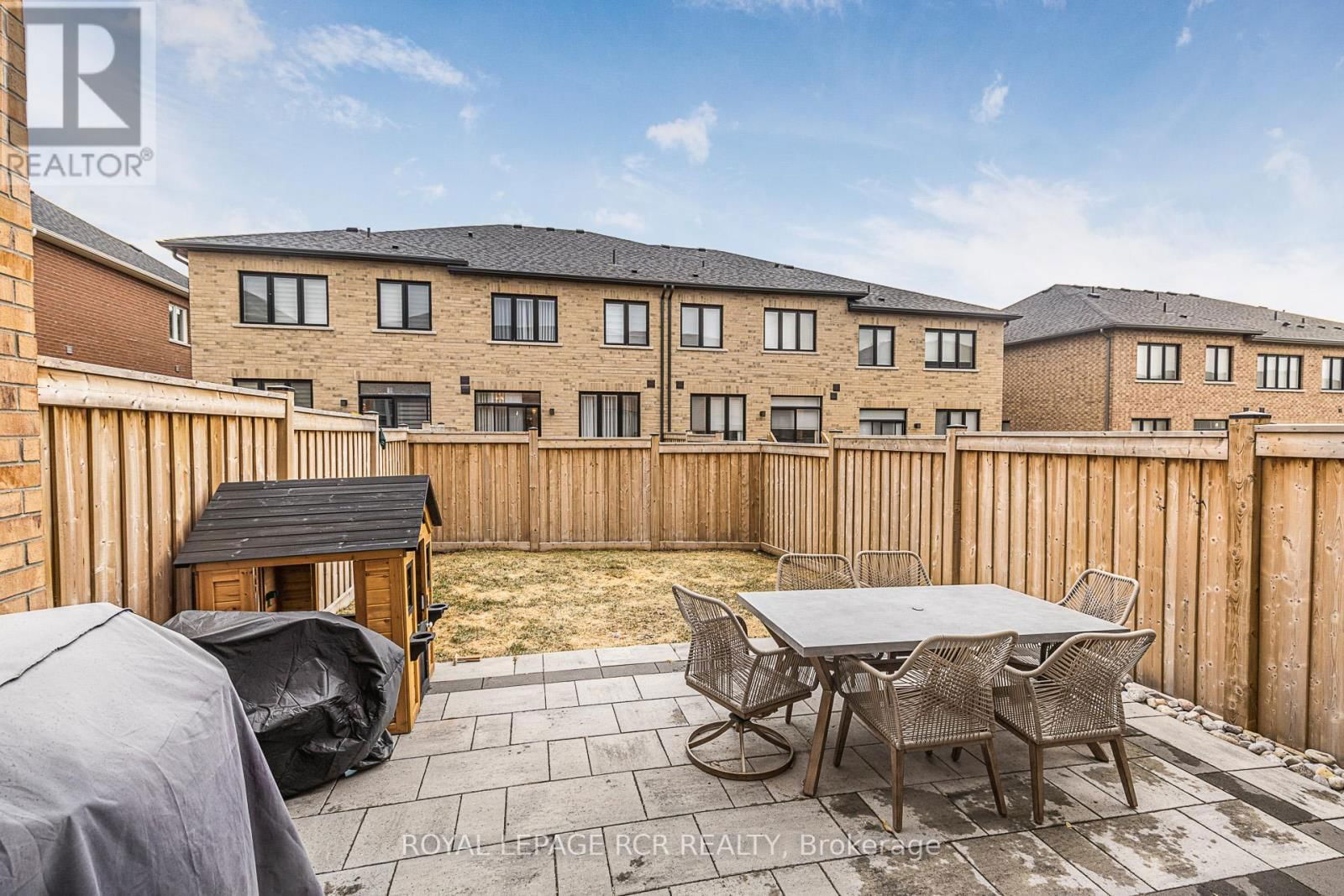 37 MARKVIEW ROAD Image 22