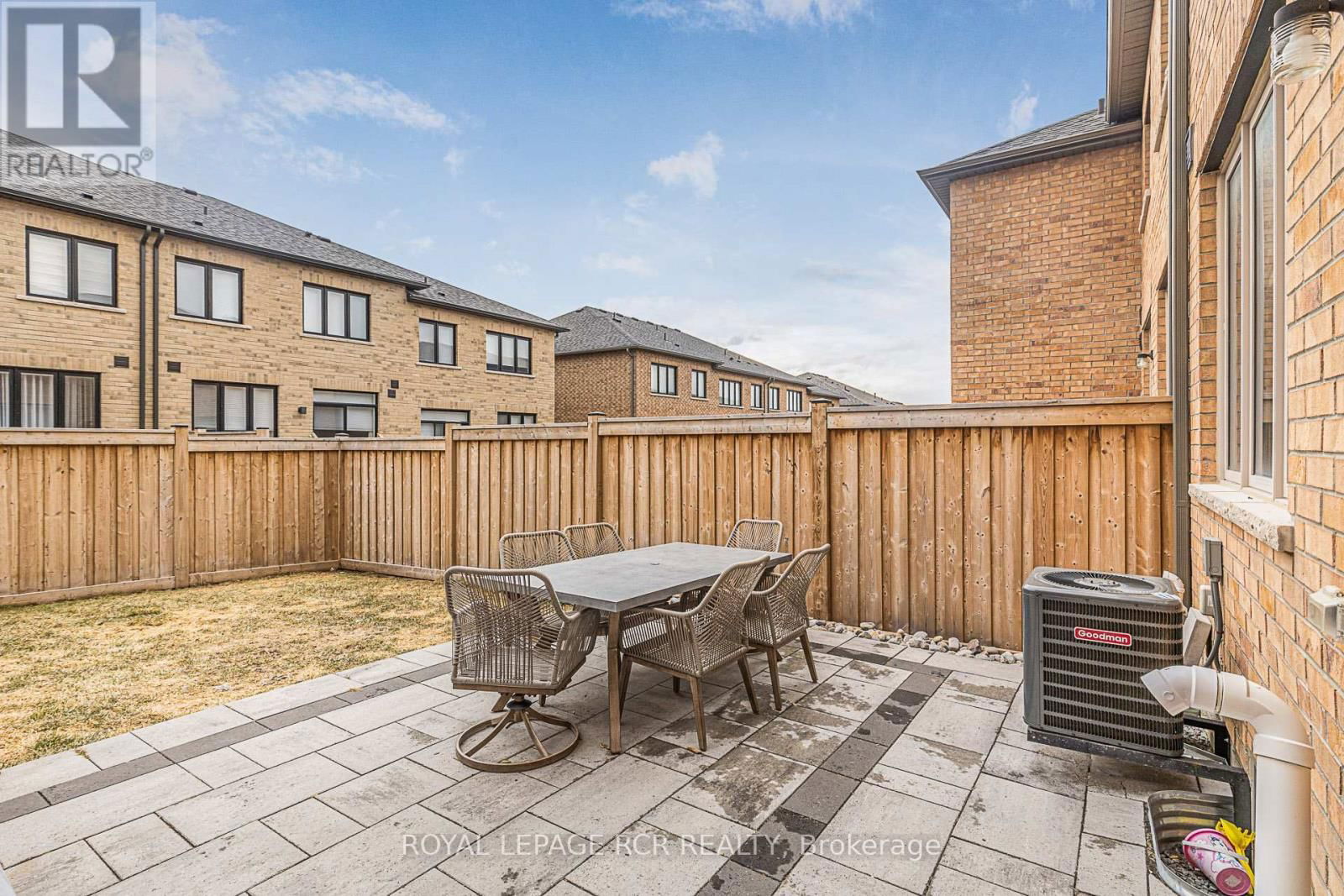 37 MARKVIEW ROAD Image 23