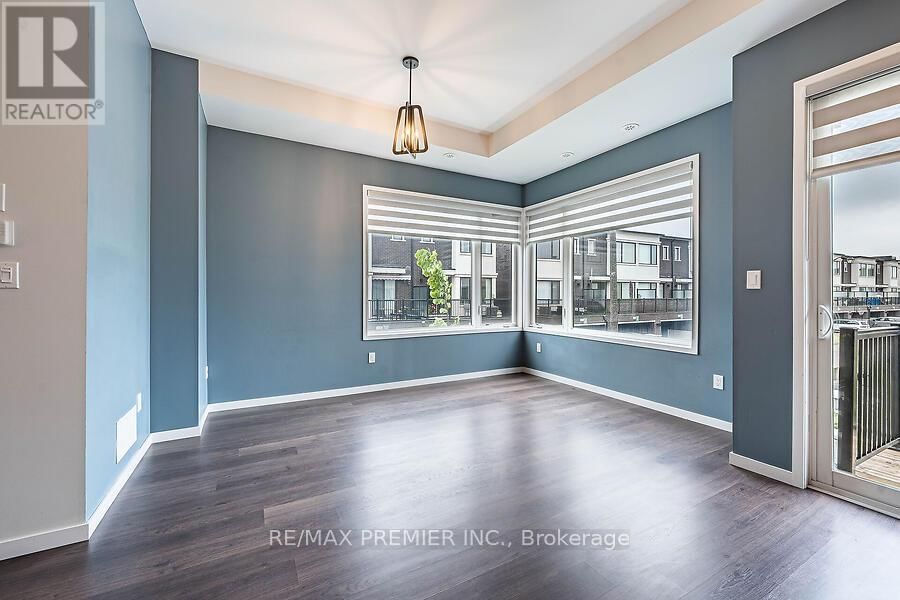77 SYDNEY CIRCLE Image 19