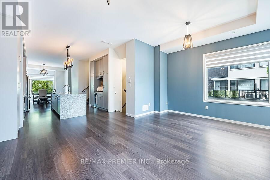 77 SYDNEY CIRCLE Image 21