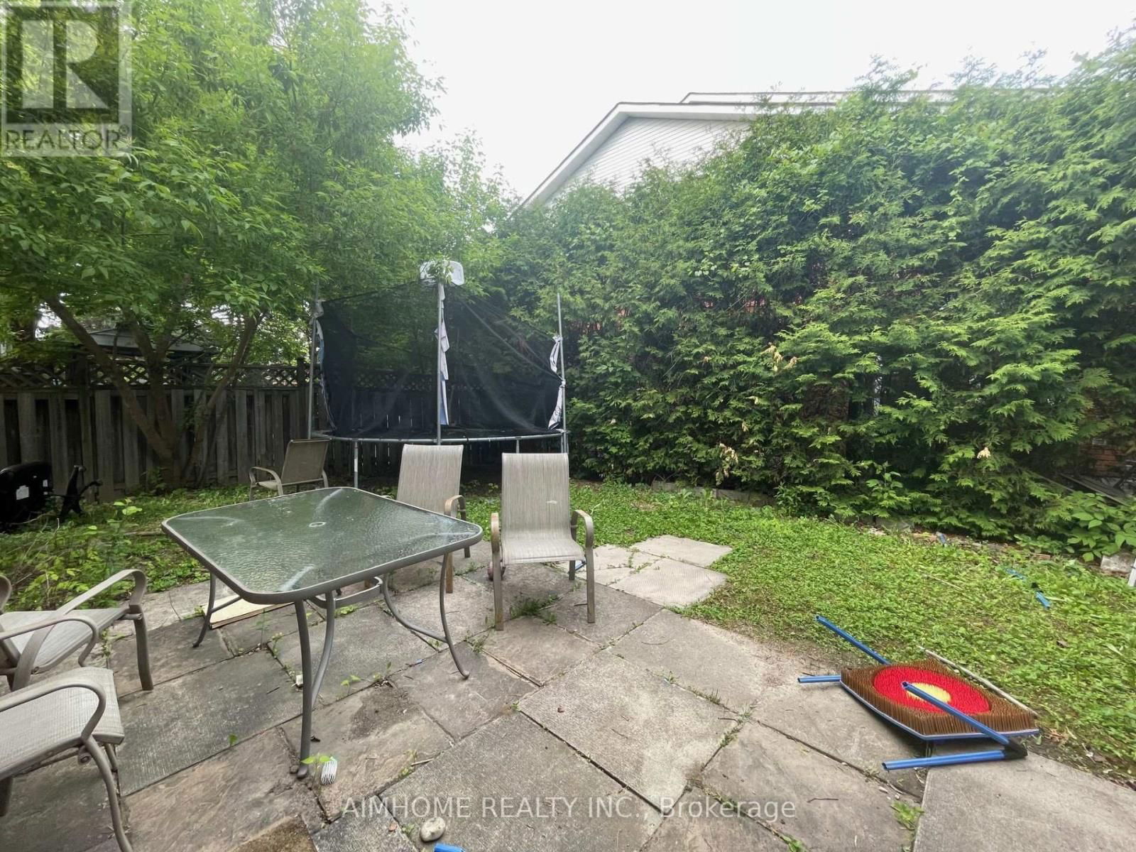 61 SPRINGFIELD WAY Image 22