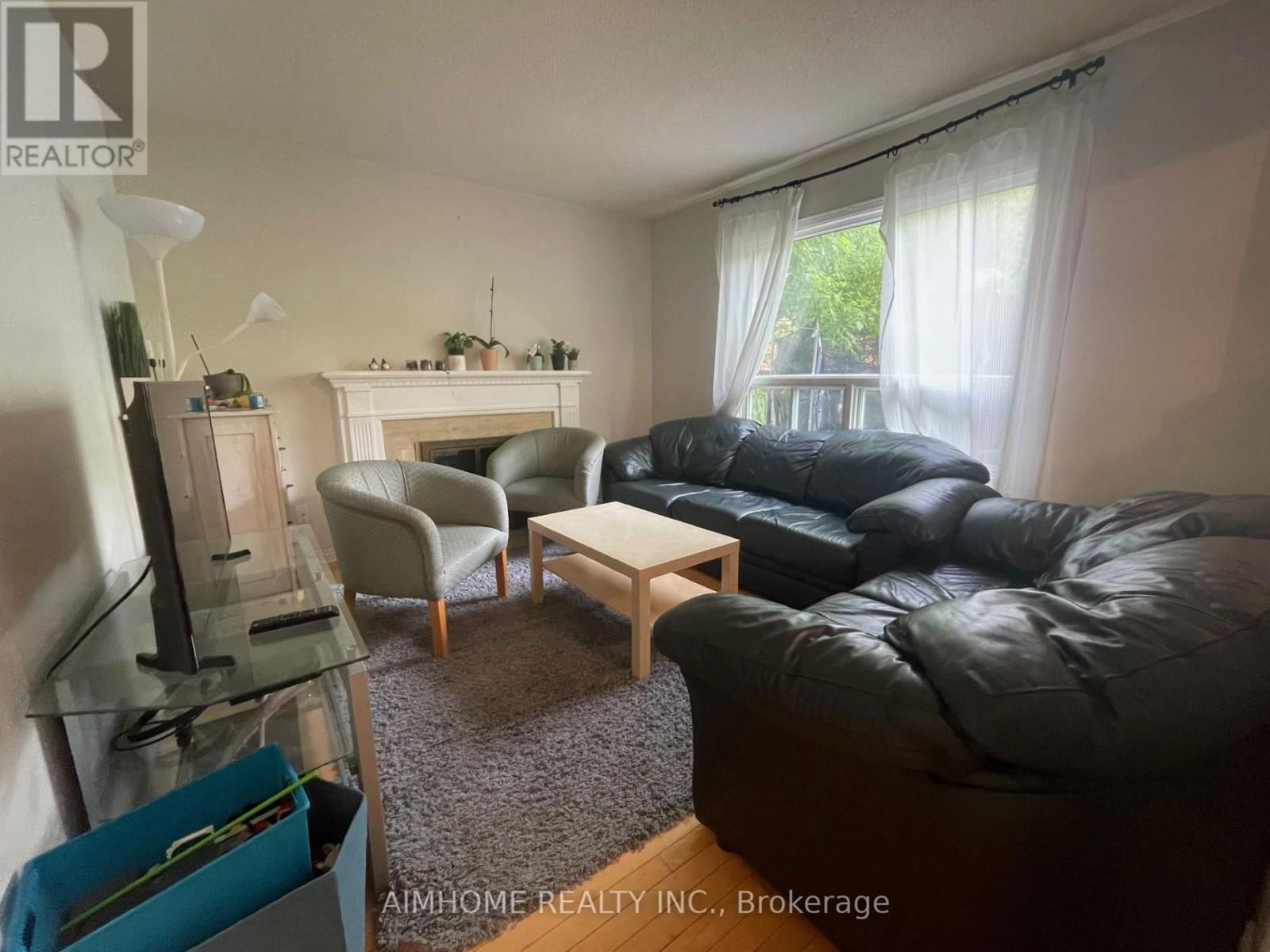 61 SPRINGFIELD WAY Image 7