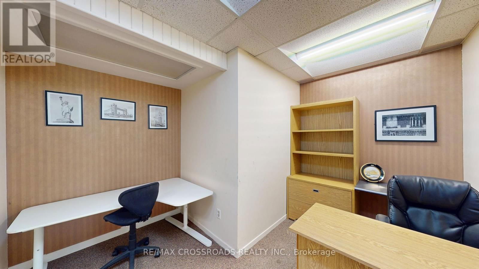 30 - 151 ESNA PARK DRIVE Image 17