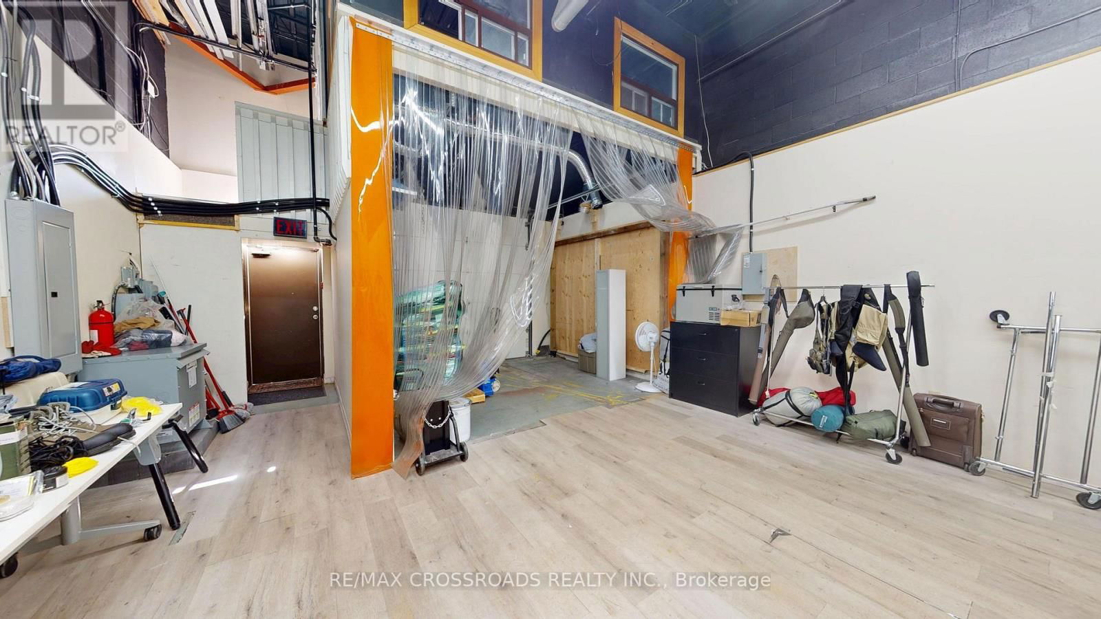 30 - 151 ESNA PARK DRIVE Image 24