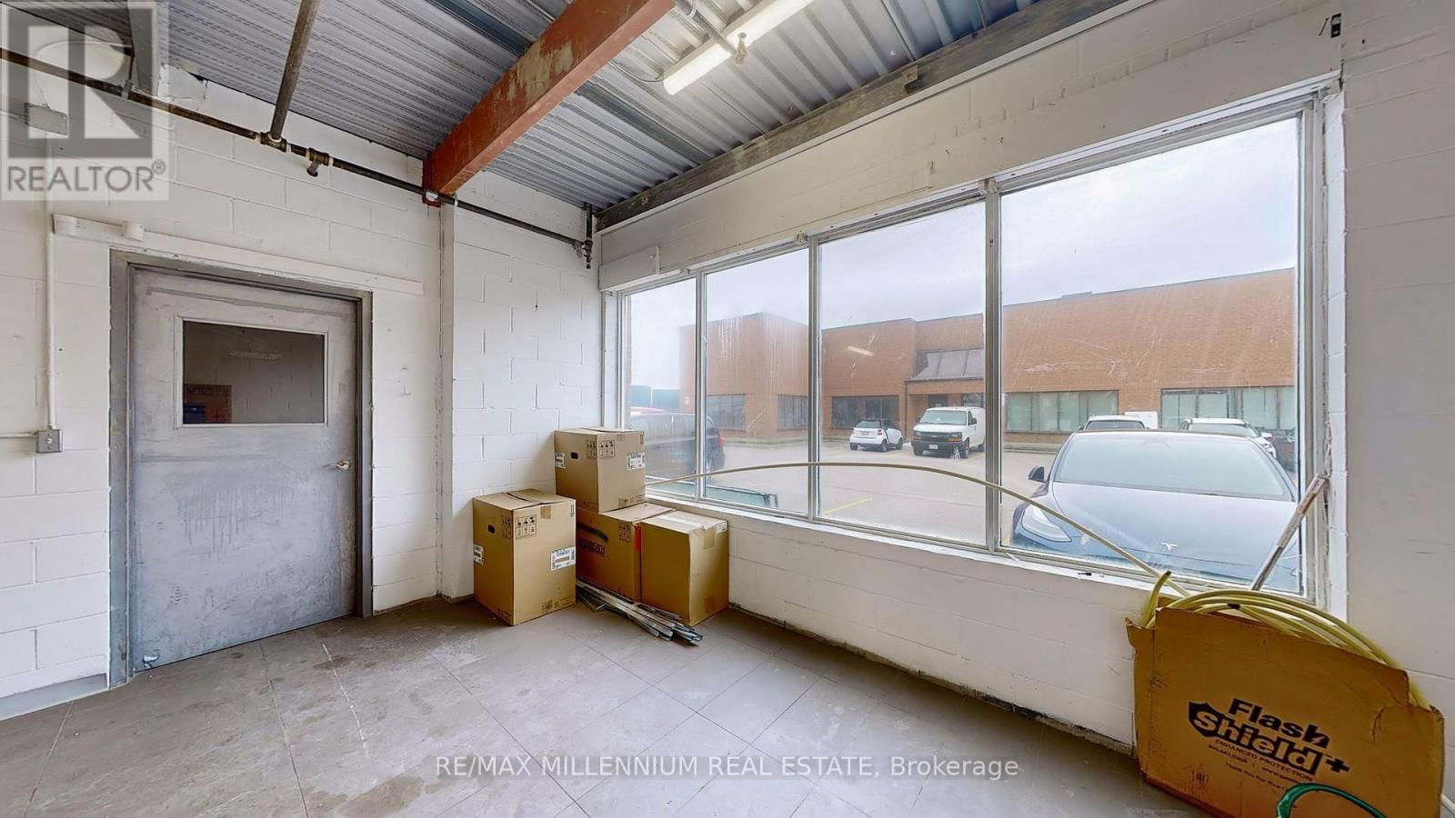 39 - 600 BOWES ROAD Image 26