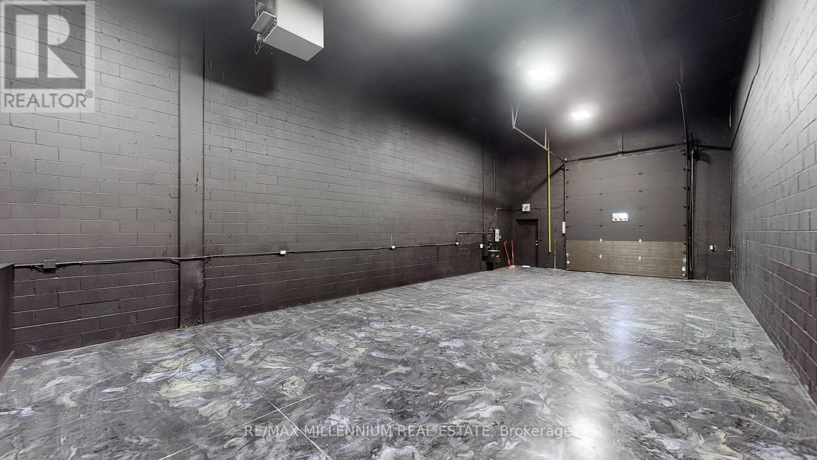 39 - 600 BOWES ROAD Image 33