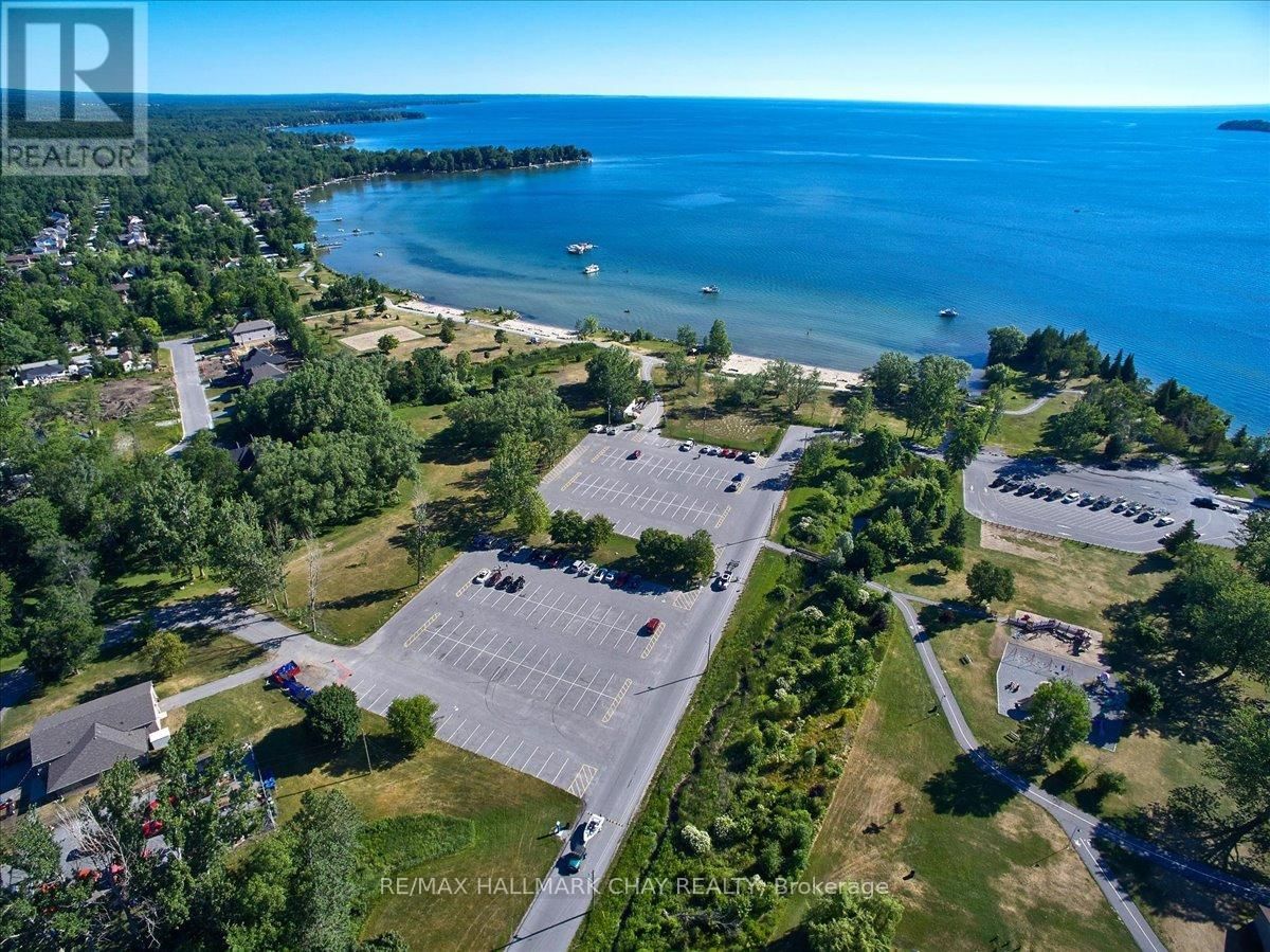 1300 HUNTER STREET Image 39