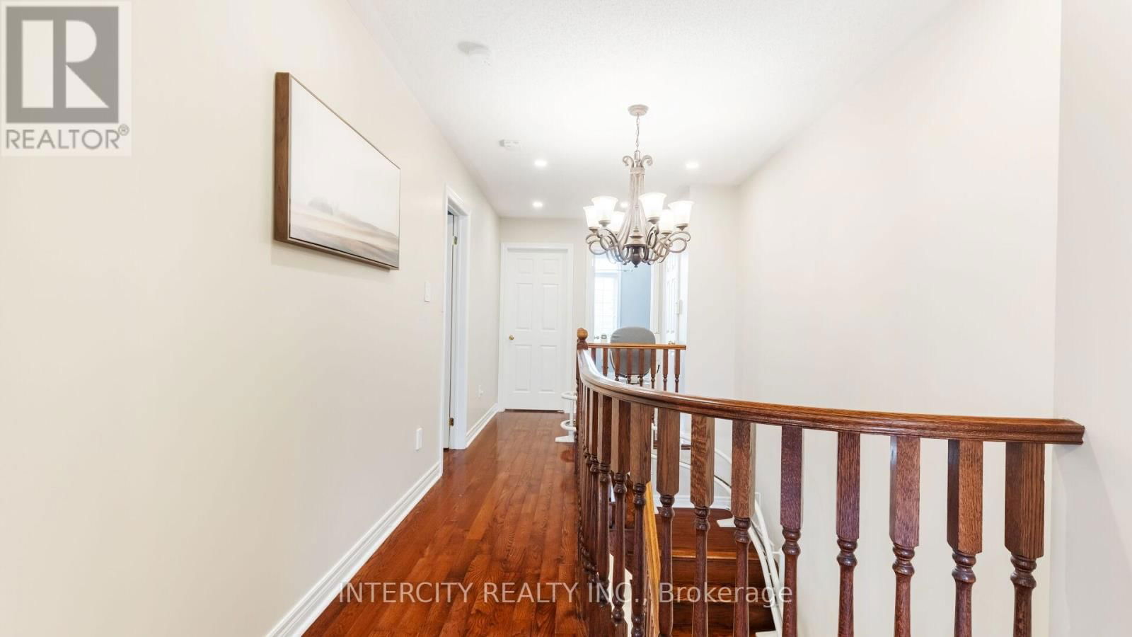 16 VENICE GATE DRIVE Image 27