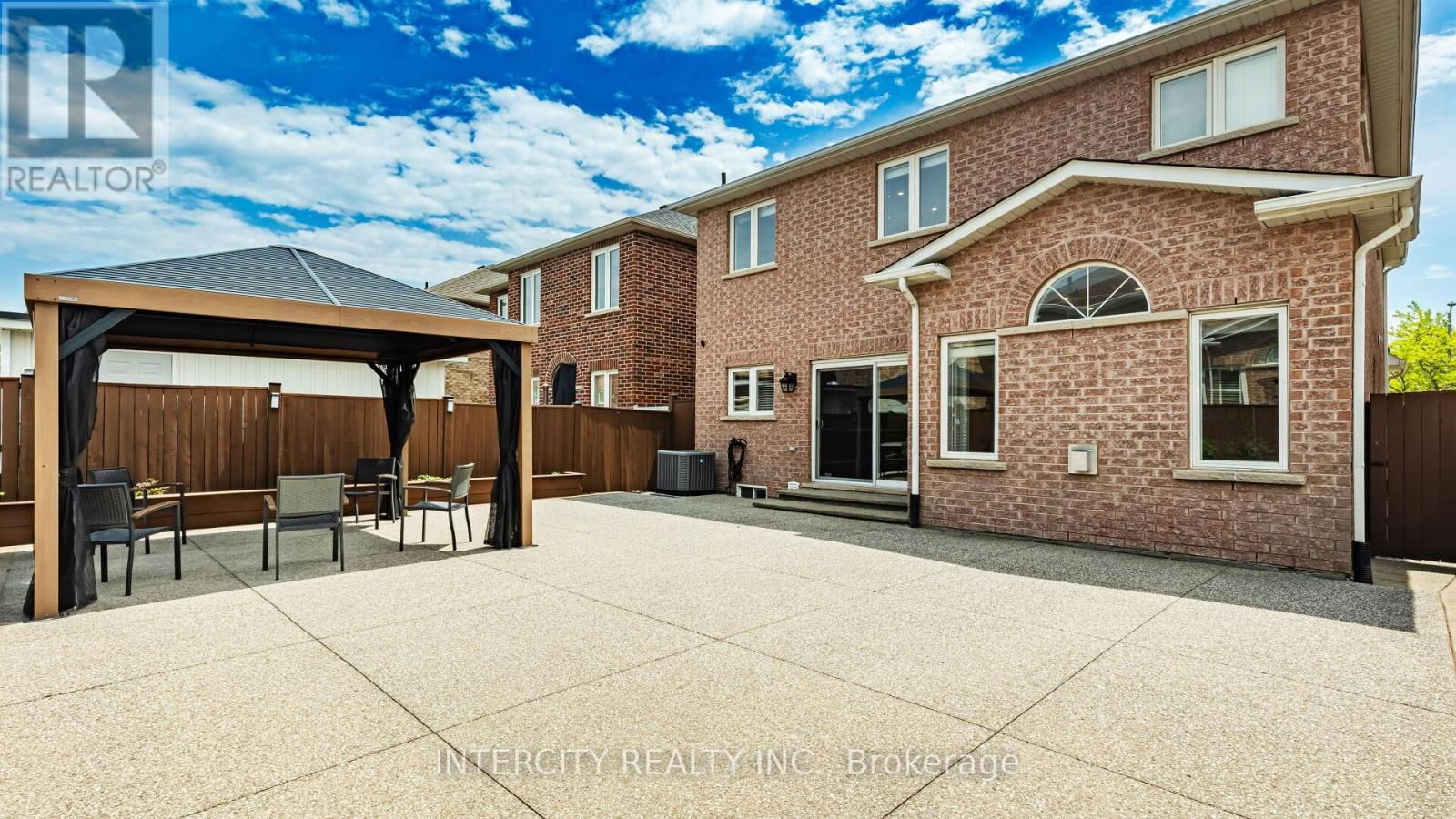 16 VENICE GATE DRIVE Image 40