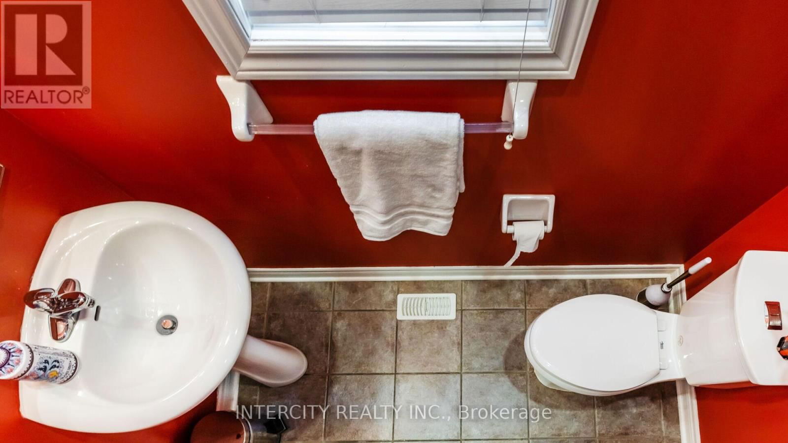 16 VENICE GATE DRIVE Image 6