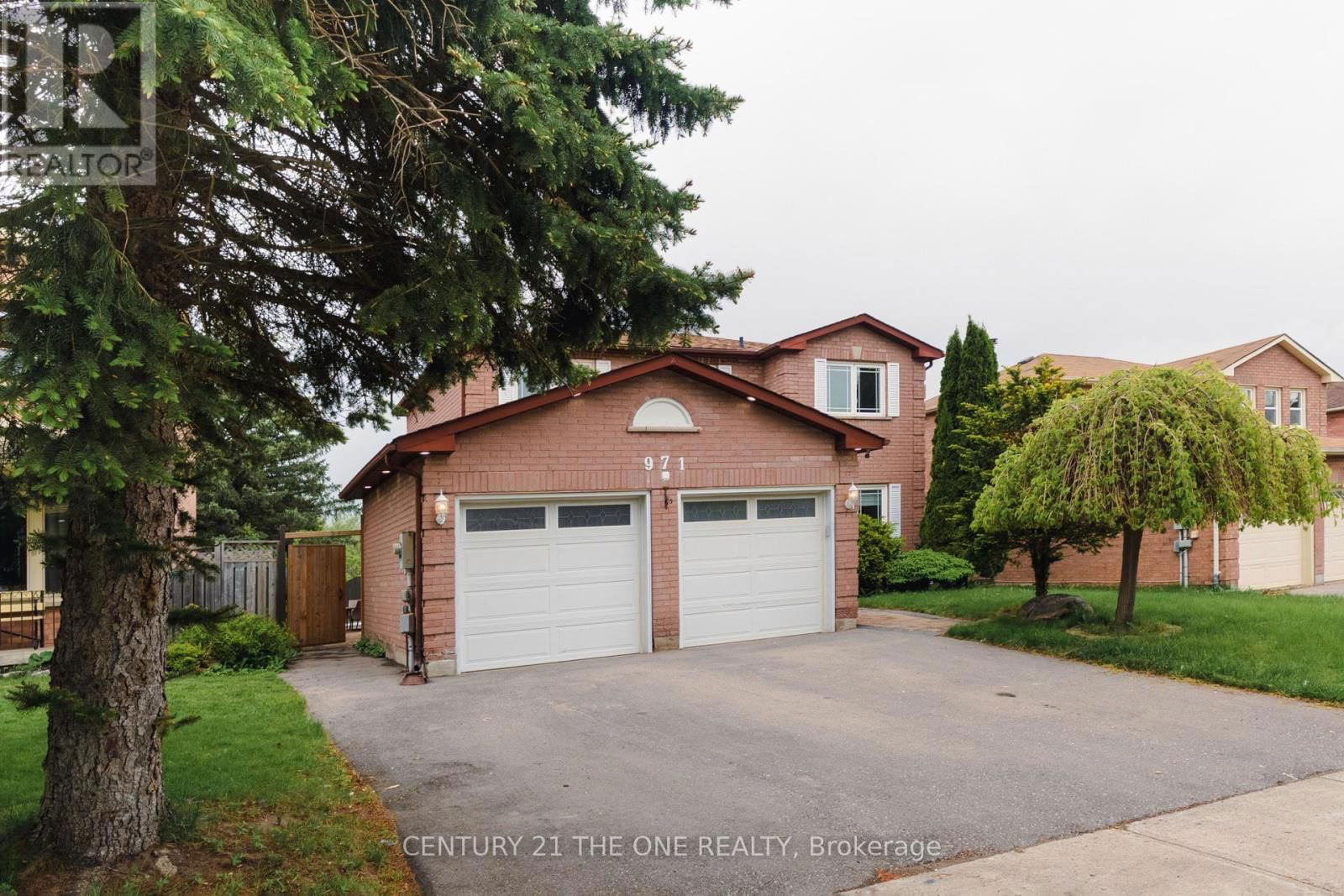 971 LESLIE VALLEY DRIVE Image 1