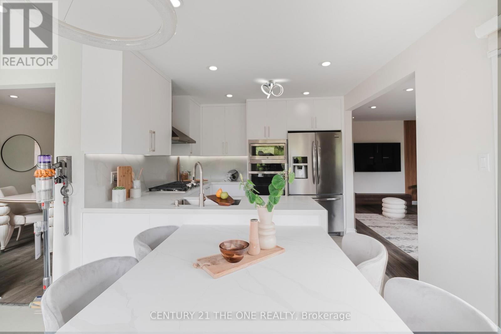 971 LESLIE VALLEY DRIVE Image 11