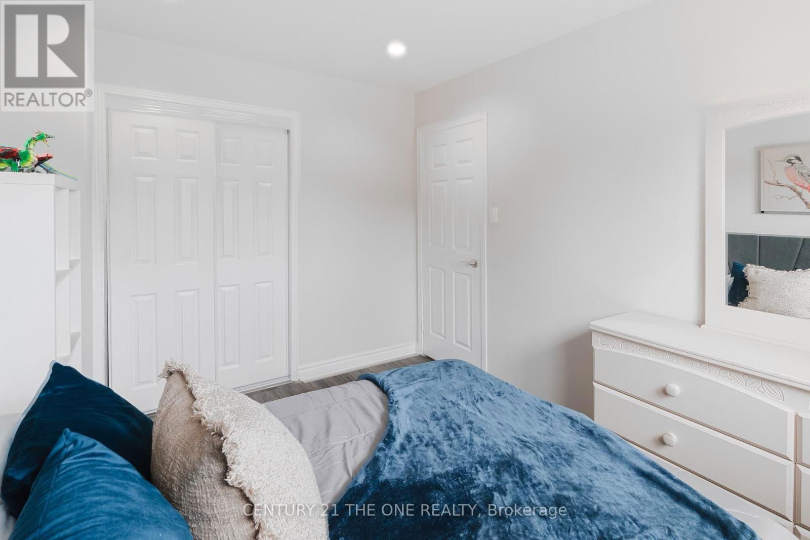 971 LESLIE VALLEY DRIVE Image 28