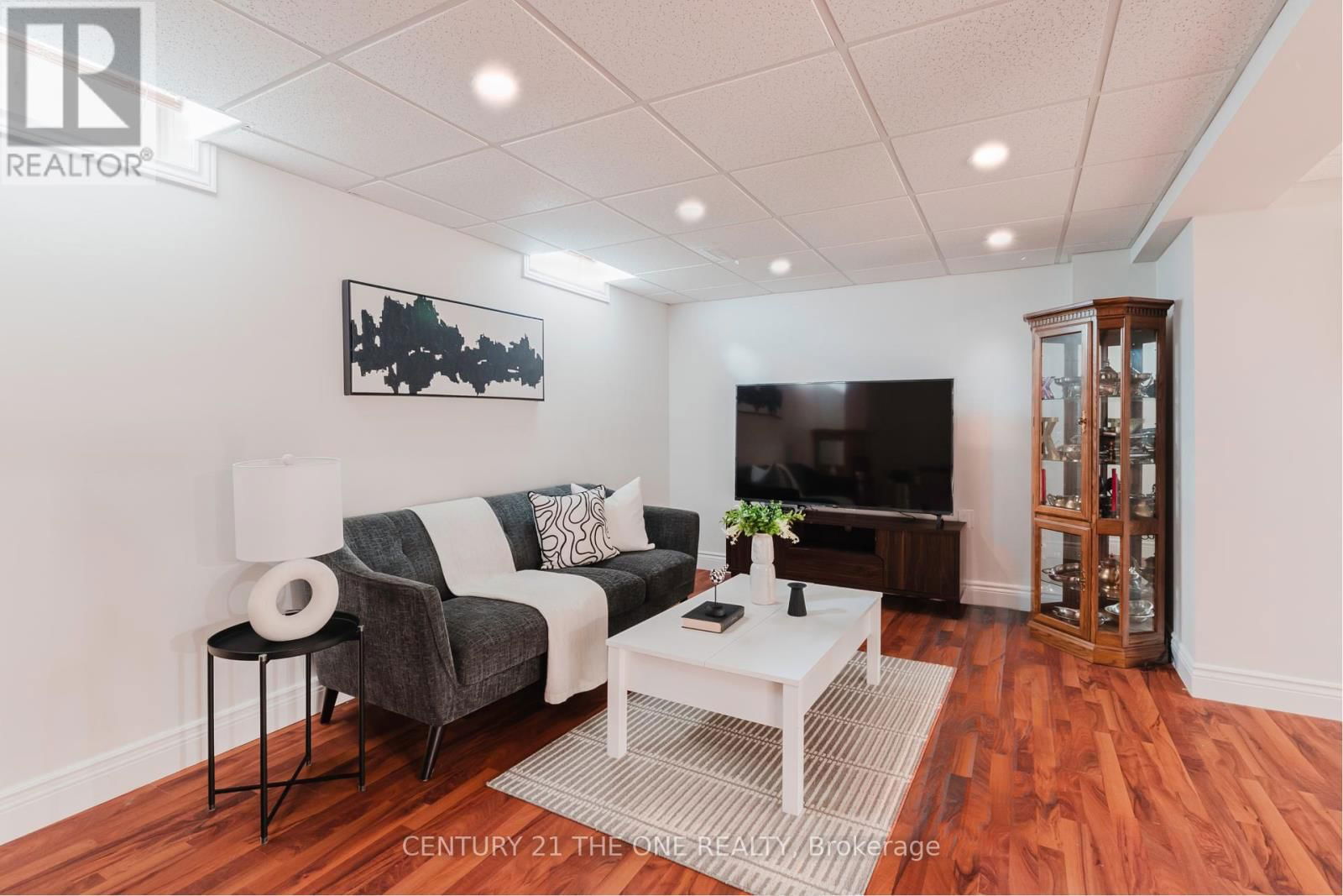 971 LESLIE VALLEY DRIVE Image 31