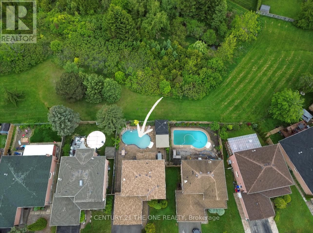 971 LESLIE VALLEY DRIVE Image 4