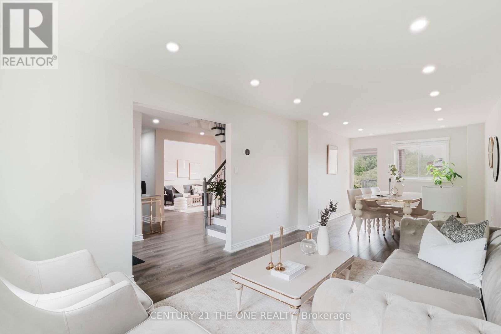 971 LESLIE VALLEY DRIVE Image 8