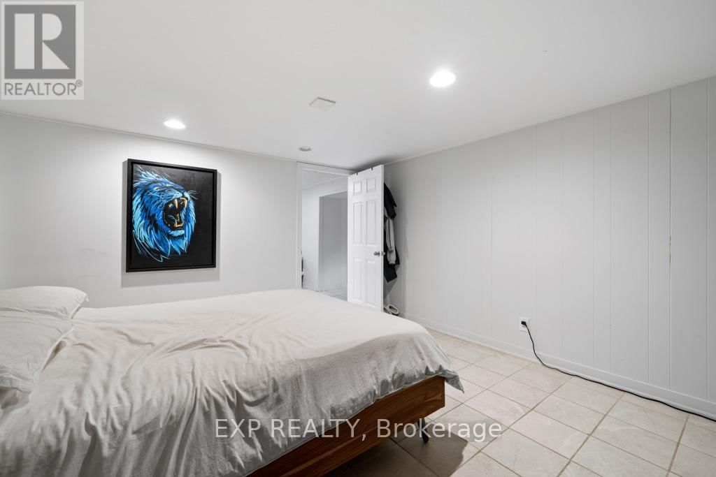 14 WEBSTER DRIVE Image 27