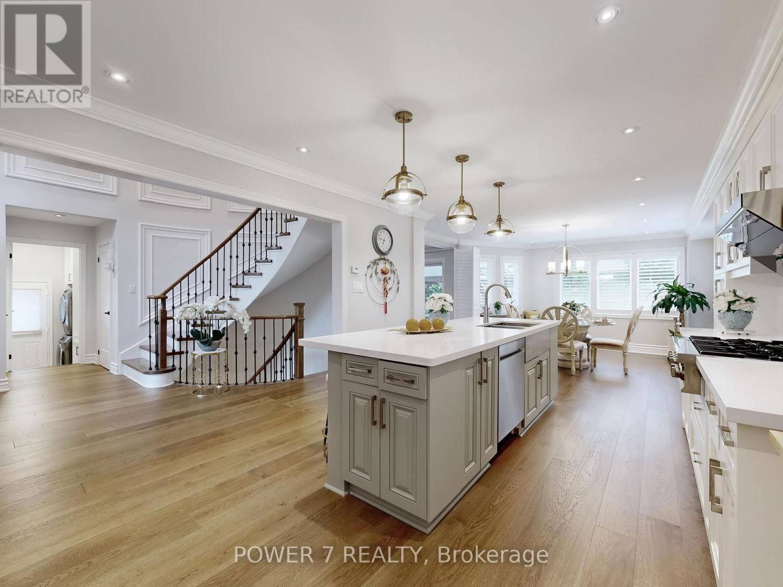 1098 SECRETARIATE ROAD Image 12